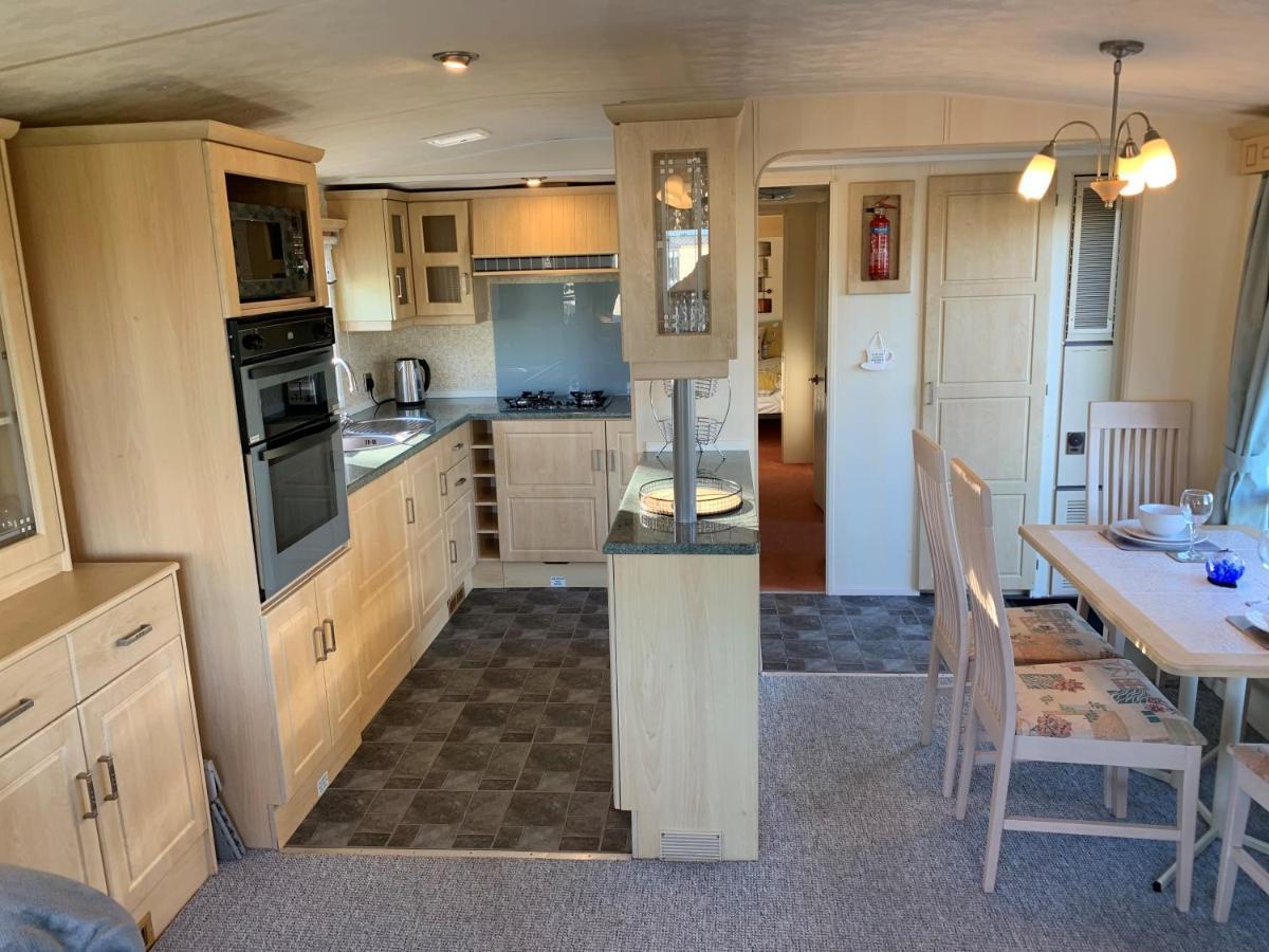 Lovely Static Holiday Caravan Near Whithorn Exterior foto